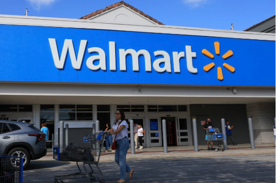 Walmart Issues Cautious Outlook as Rising Fuel Costs Squeeze Consumer Budgets picture11sc