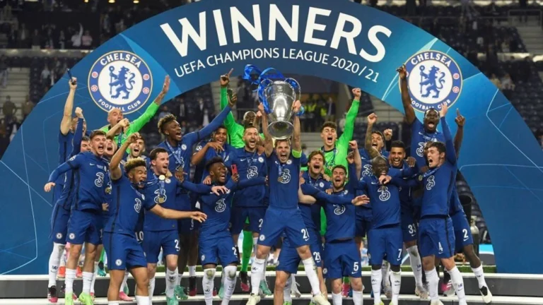 A Chelsea Legend's Playing Days Draw to a Close image (8)